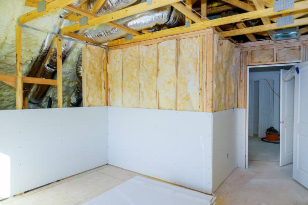 Best Geographic-Specific Insulation Services in Mounds, OK